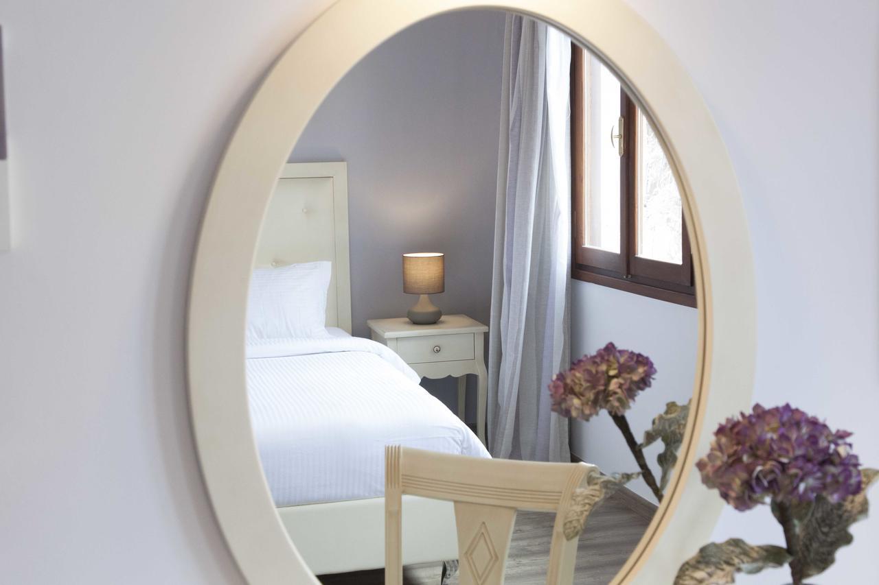 Shalom Luxury Rooms Kondilaki Chania  Exteriör bild