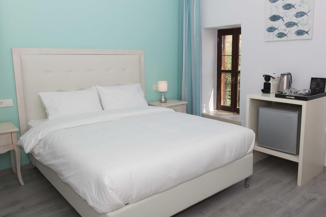 Shalom Luxury Rooms Kondilaki Chania  Exteriör bild