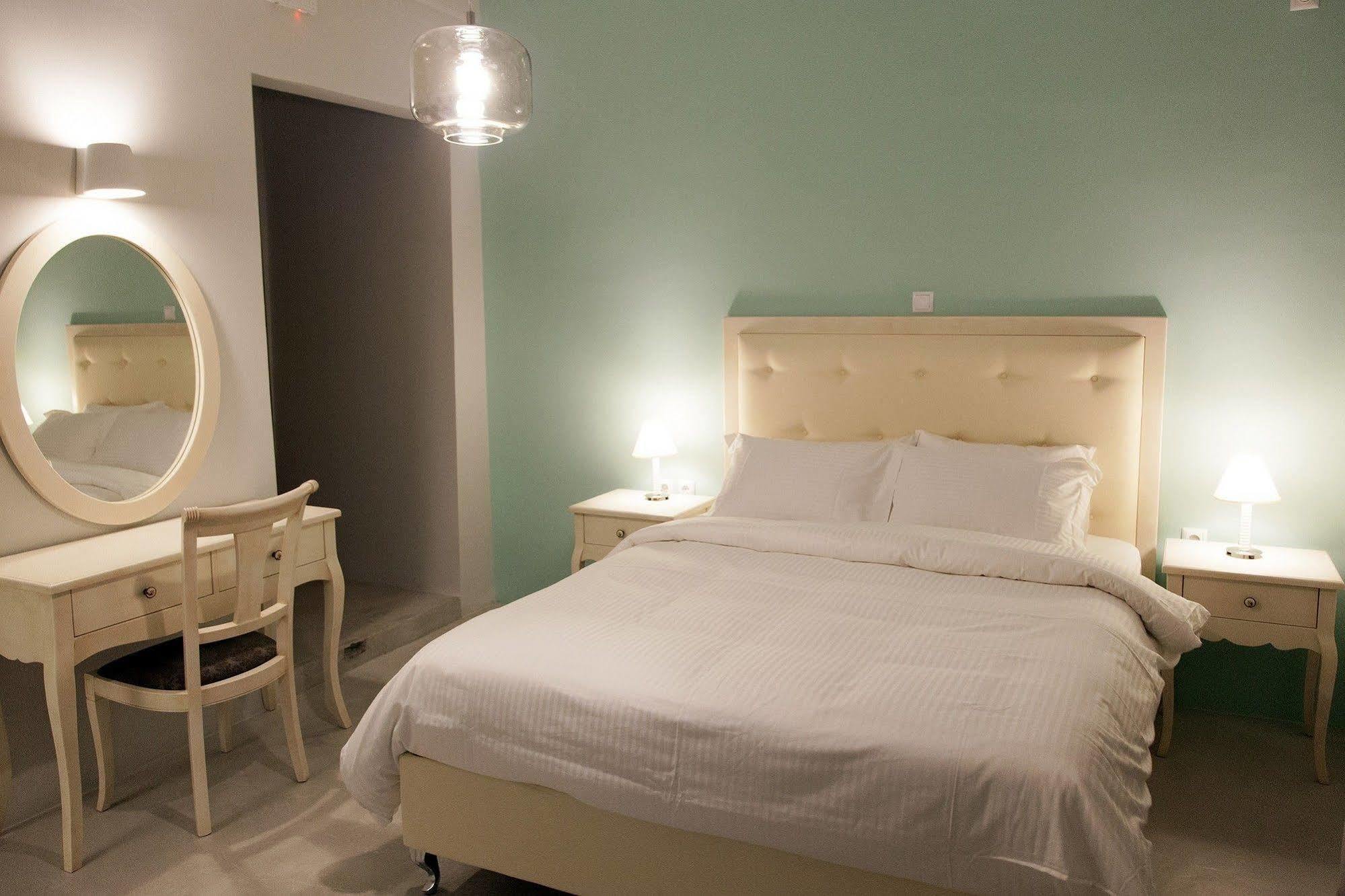 Shalom Luxury Rooms Kondilaki Chania  Exteriör bild